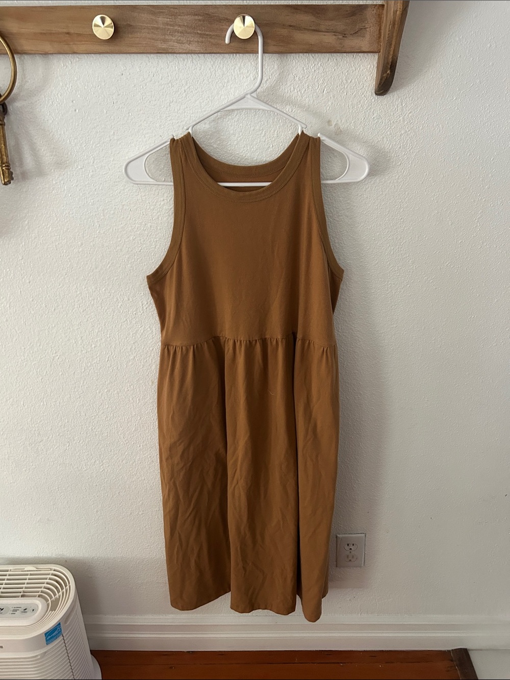 a new day Sleeveless Midi Dress in Camel Brown